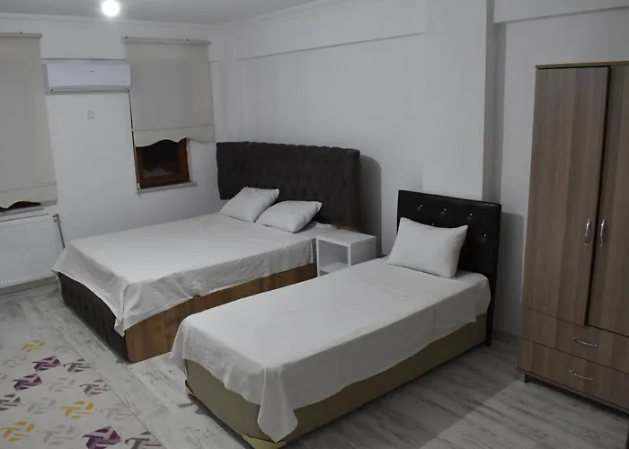 Edr Ulus Hotel *